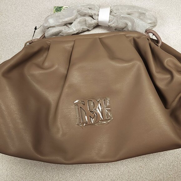 Badgley Mischka Wrapped Frame w/Chunky Chain Strap - Taupe - NWT - Picture 1 of 11